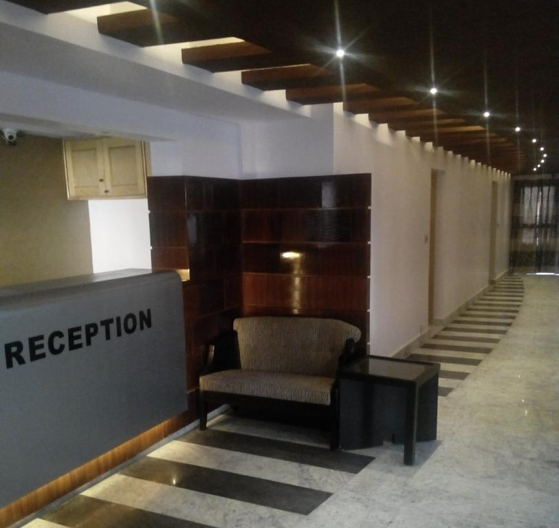 The Hyde Park Inn Srinagar  Room photo